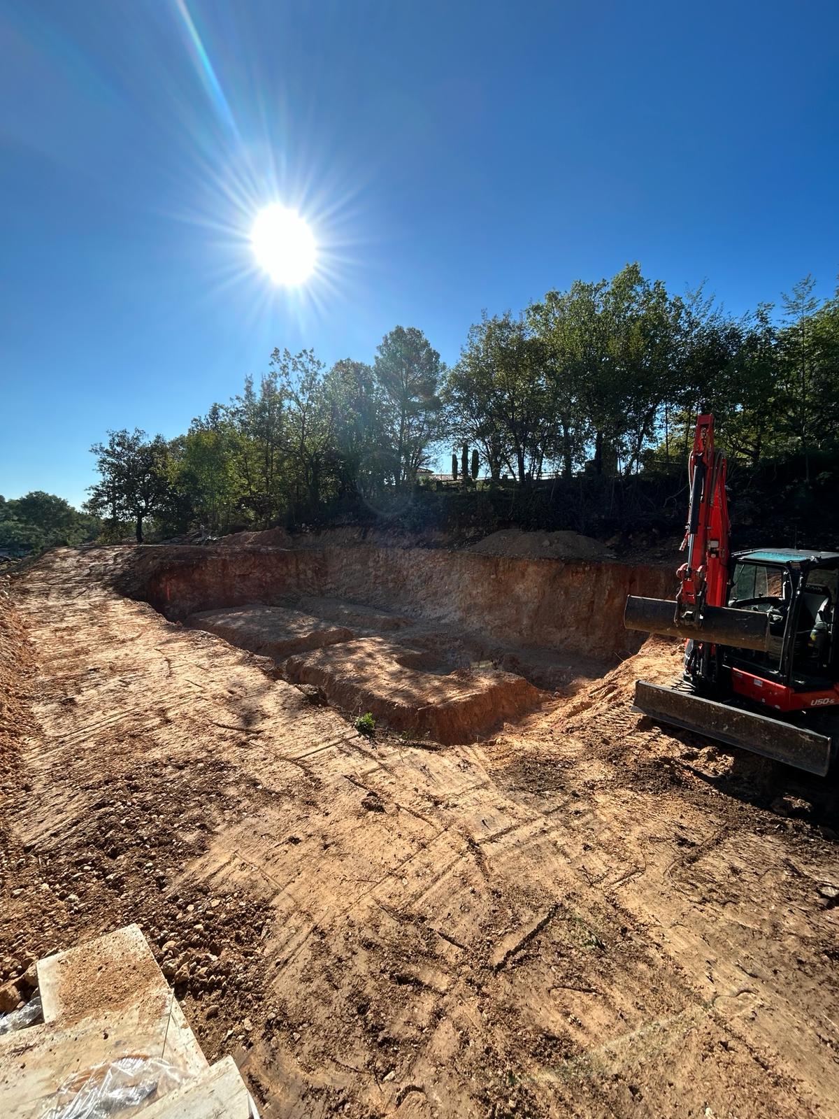 Excavation piscine mini-pelle Kubota