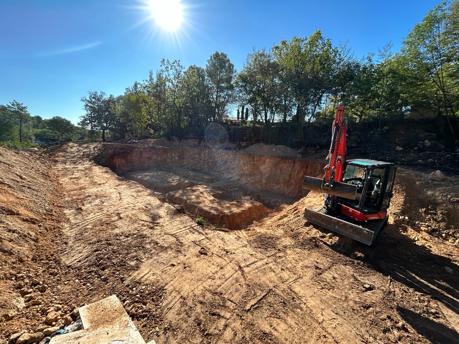 Excavation piscine vue large