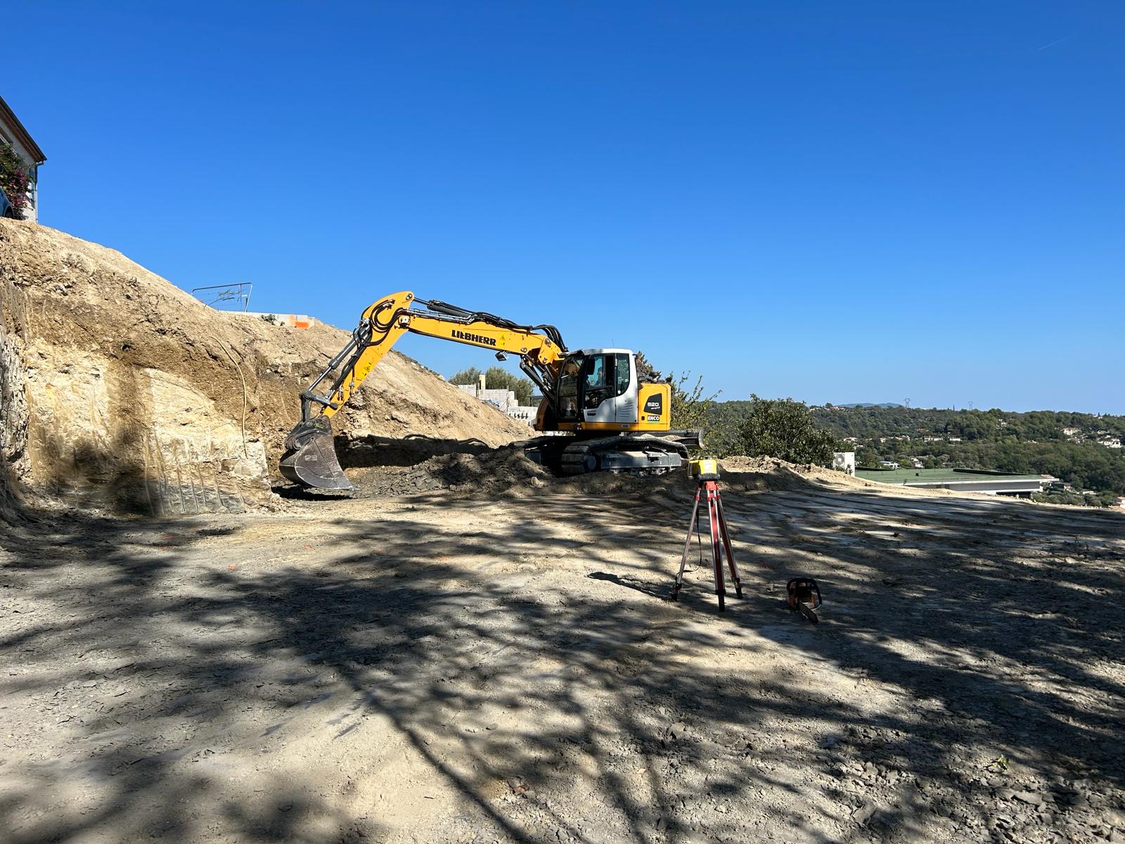 Liebherr sur chantier vue panoramique